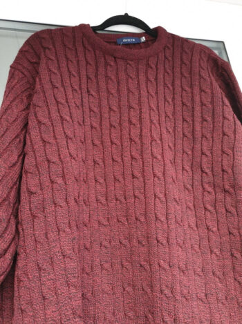 Invicta-cable-knit-jumper-burgundy